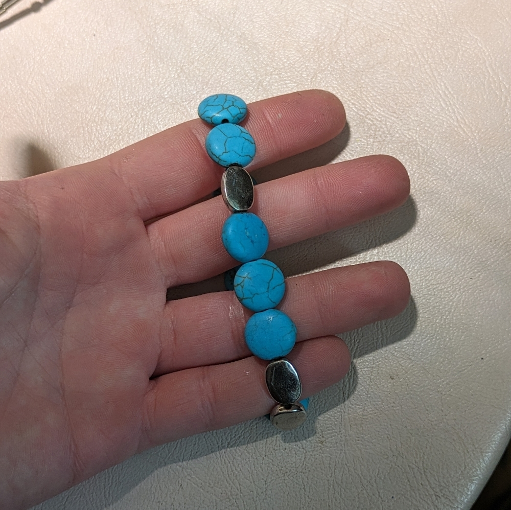 Turquoise stretch bracelet - Picture 2 of 2